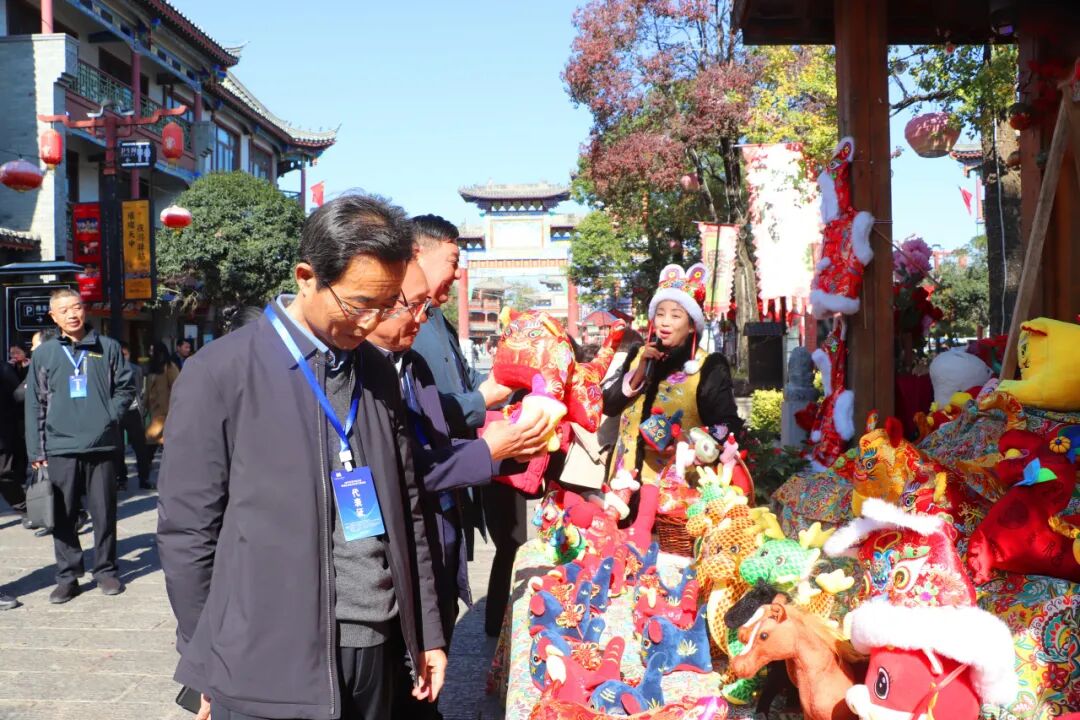 2025年駐馬店市全民終身學(xué)習(xí)之驛城文化傳承參觀活動(dòng)走進(jìn)皇家驛站