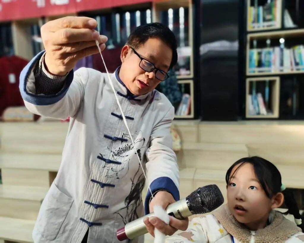 穿“梭”時(shí)光 “布”里生花