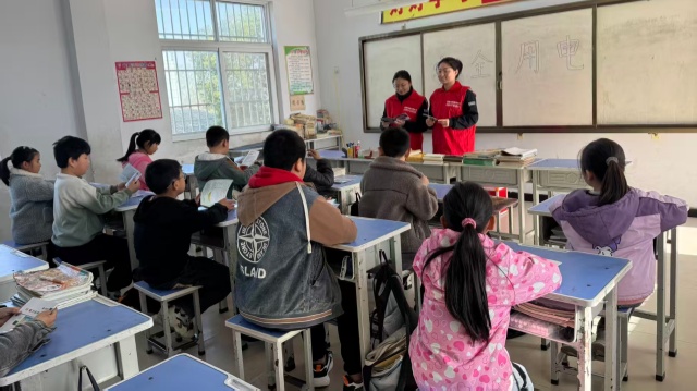 國(guó)網(wǎng)遂平縣供電公司：匯聚青春力量 賦能鄉(xiāng)村振興