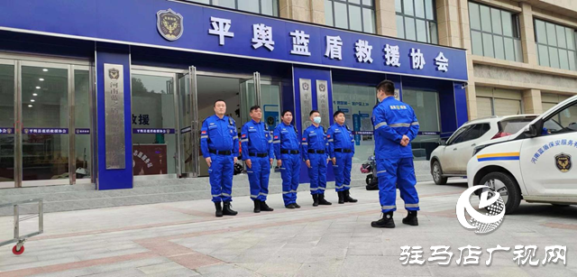 河南藍(lán)盾保安服務(wù)公司學(xué)習(xí)貫徹二十屆四中全會(huì)精神