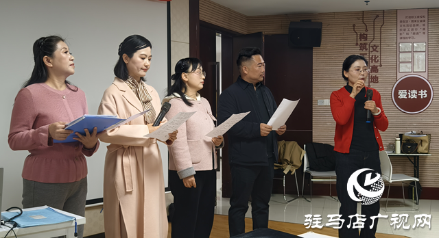 駐馬店職工夜校美化聲音班舉行“繞口令”課程結(jié)業(yè)展演