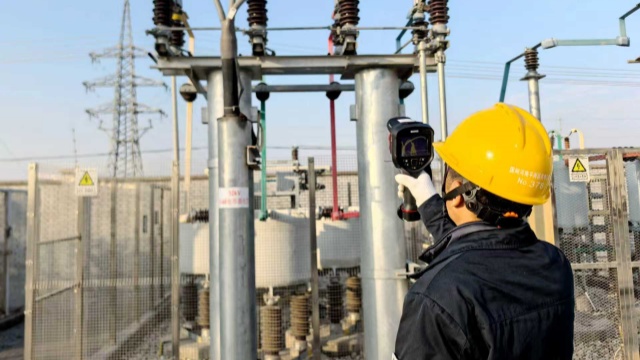 國網(wǎng)平輿縣供電公司：多措并舉迎戰(zhàn)寒潮 確保電網(wǎng)安全穩(wěn)定運行