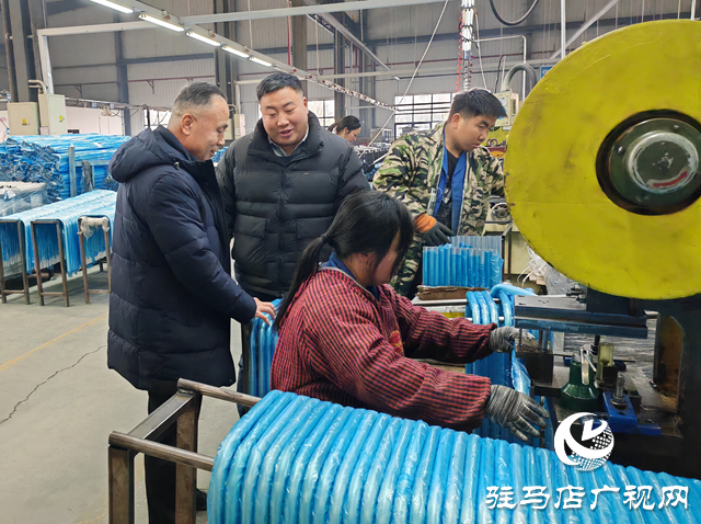 平輿縣:從“防水之鄉(xiāng)”到“出海之都” 戶外產(chǎn)業(yè)集群點亮縣域經(jīng)濟