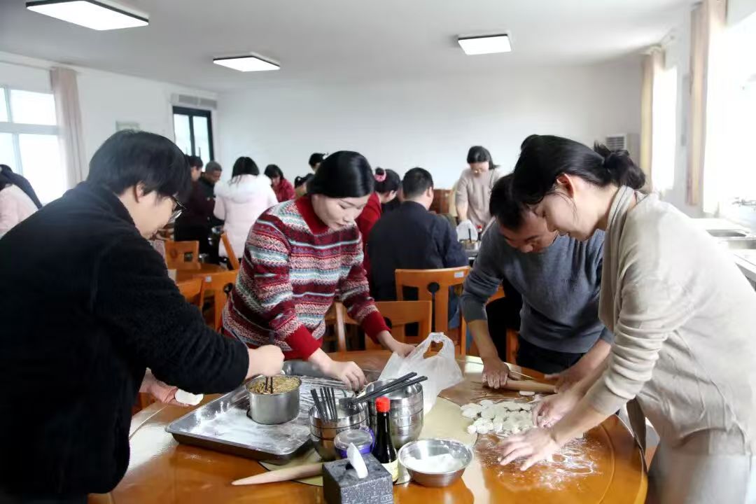 正陽縣檢察院組織開展迎冬至包餃子活動